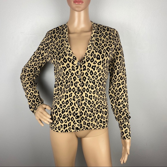NEW THEORY LEOPARD PRINT BUTTON FRONT CARDIGAN - Picture 2 of 7
